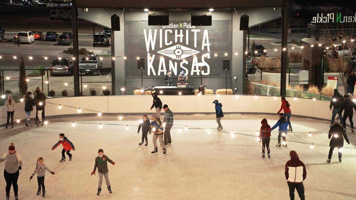 Looking for ways to entertain the family over the holiday break? Try these activities