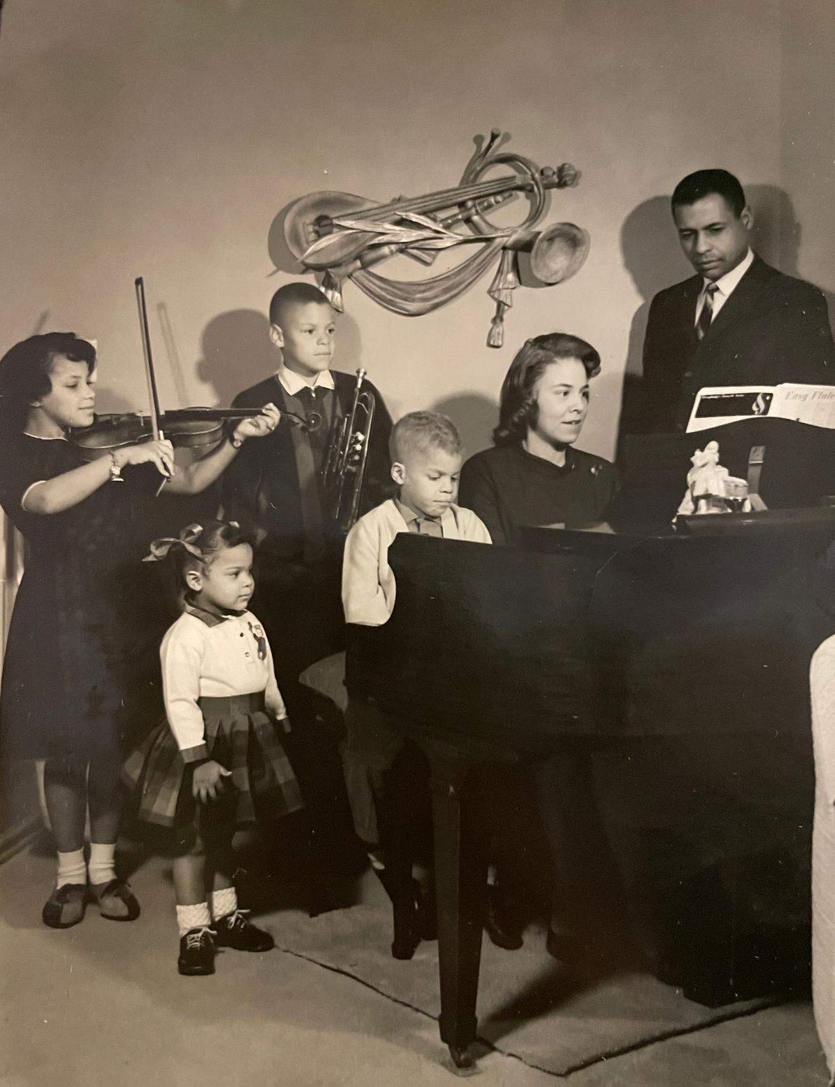 Val Brown Sr. (far right) with his wife, Josephine and his four children in 1960.
