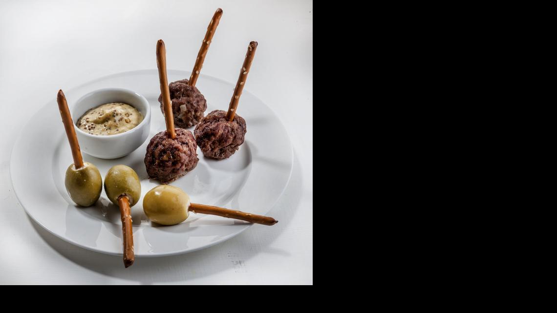 FOOD PRETZEL-STICKS TB