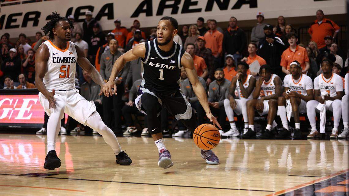 Kansas State guard Markquis Nowell drives to the basket during a basketball game against Oklahoma State at Gallagher-Iba Arena.