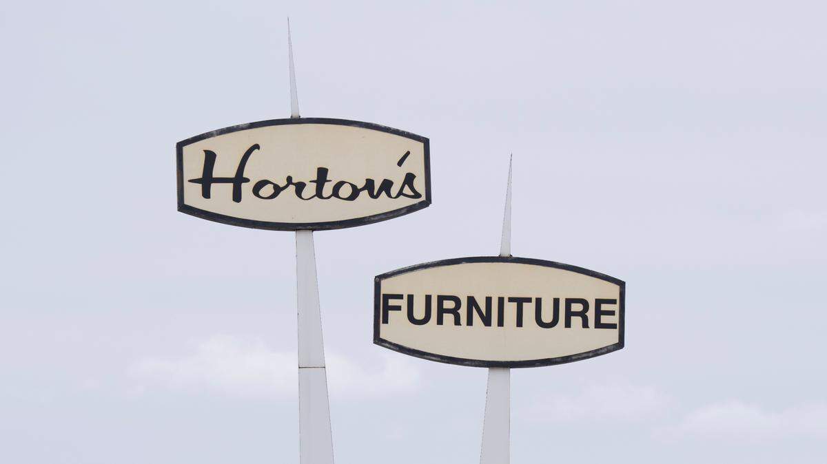 The former Horton’s Furniture building on West Kellogg likely is going to have some furniture in it yet again, but only if people leasing space decide to store some there. There’s a new People’s Choice Storage opening at the building.