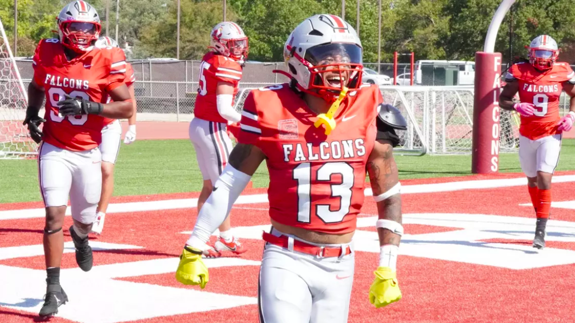 Friends returns blocked kick for must-see walk-off win in NAIA football showdown