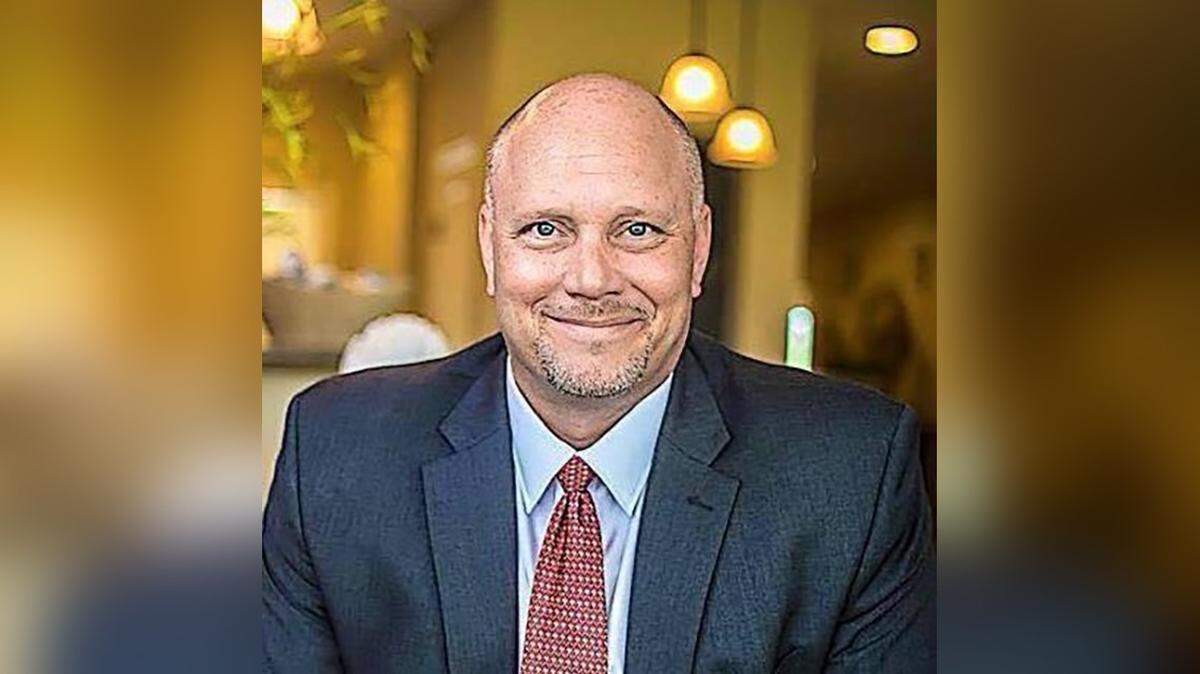 Former Kansas Republican Party Chairman Mike Brown claimed credit for Kansas GOP voters’ checks to the Donald Trump campaign, and now has a job printing money at Trump’s Treasury Department.