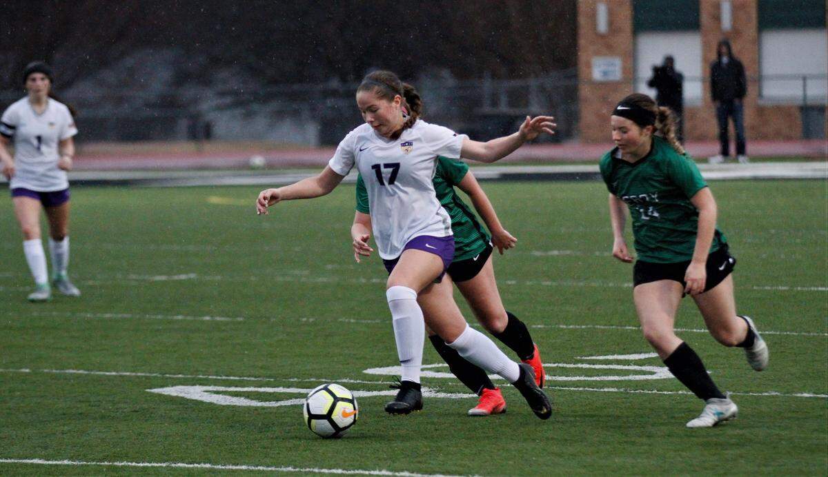 Valley Center’s Kelsey Ray