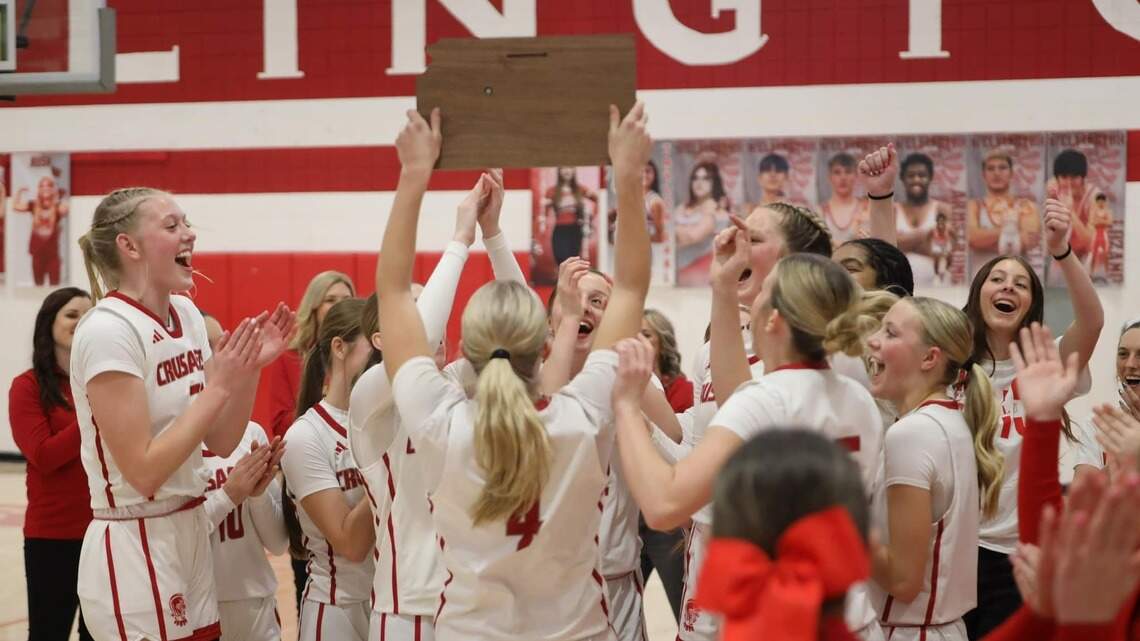 Wellington girls basketball upends Miege powerhouse for first Kansas high school title