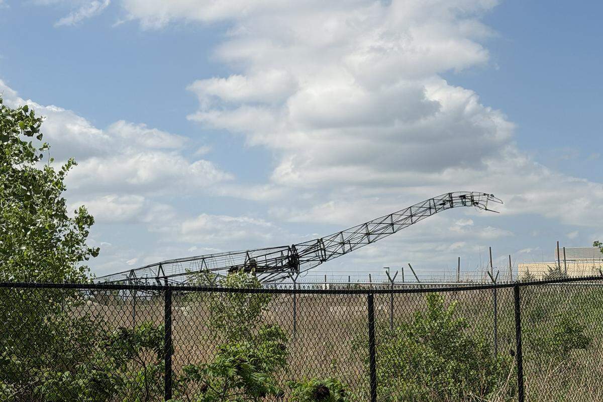 A lightning strike started a fire at Field Station: Dinosaurs in Derby and burned a 100-foot-long, three-story-tall animatronic sauroposeidon down to its frame.
