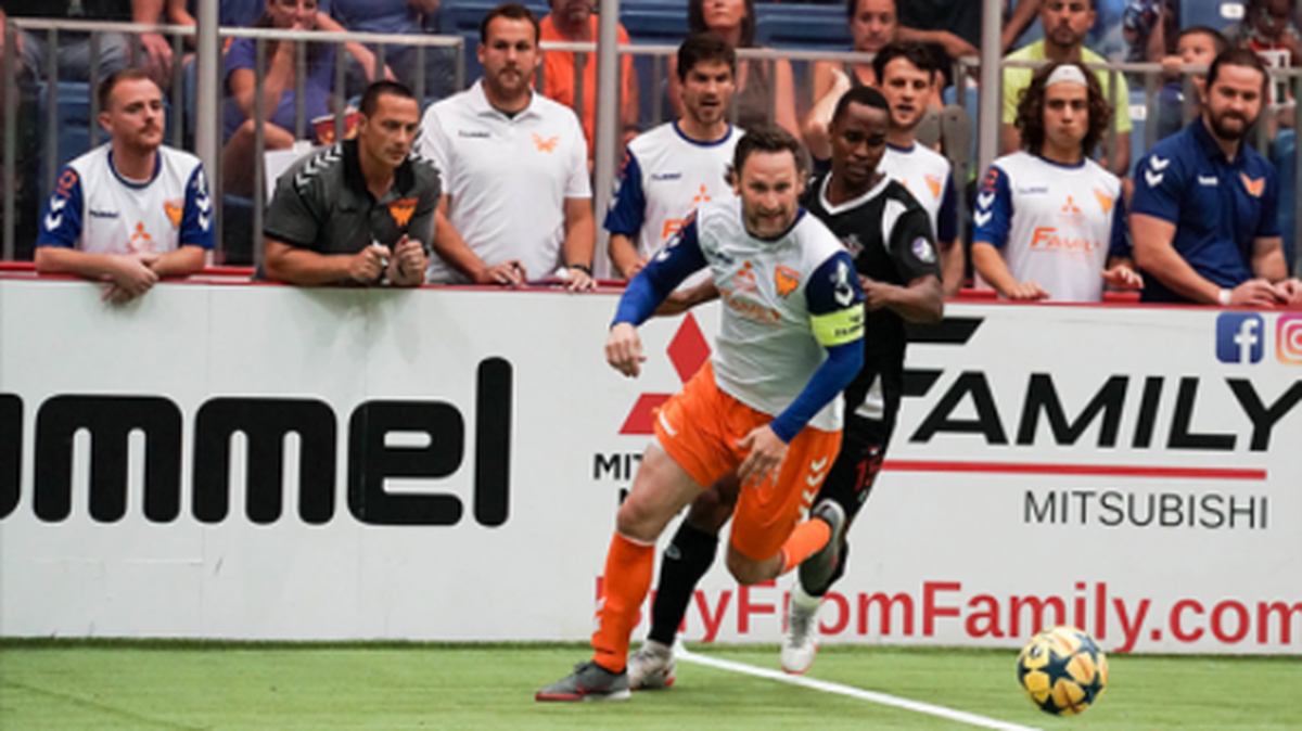 The Wichita Wings opened their season over the weekend with an 11-6 win over the Amarillo Bombers.