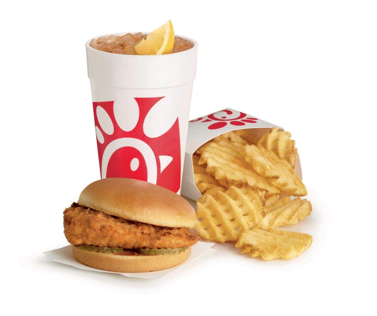 Chick-fil-A will surprise 100 local heroes with free Chick-fil-A sandwich meals for a year when it opens its K-96 and Greenwich store.