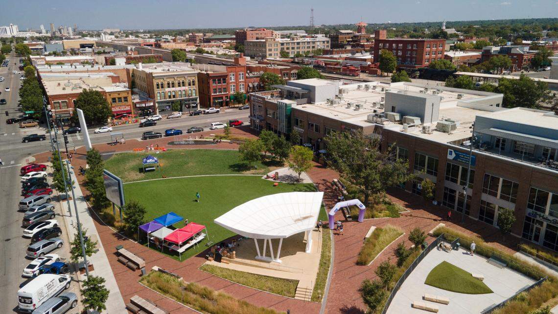 Wichita’s Naftzger park was designed with an area for dogs to relieve themselves (lower right), but lacked facilities for humans. The city is now planning to fix that.