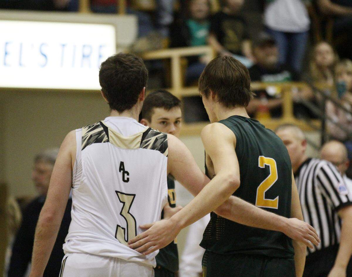 Andover Central’s Easton Leedom and Basehor-Linwood’s Jacob Coleman