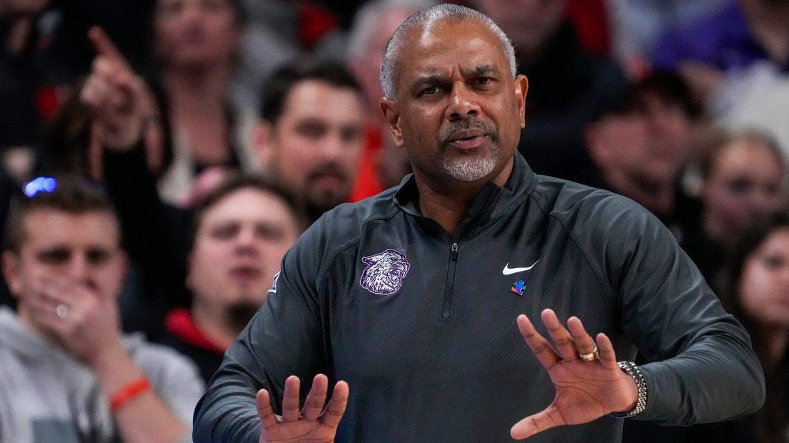 Kansas State Wildcats head coach Jerome Tang sets up a play in the final seconds of the second half of the NCAA Big 12 basketball game between the Cincinnati Bearcats and the Kansas State Wildcats at Fifth Third Arena in Cincinnati on Saturday, March 2, 2024. The Bearcats collected a 74-72 conference win.