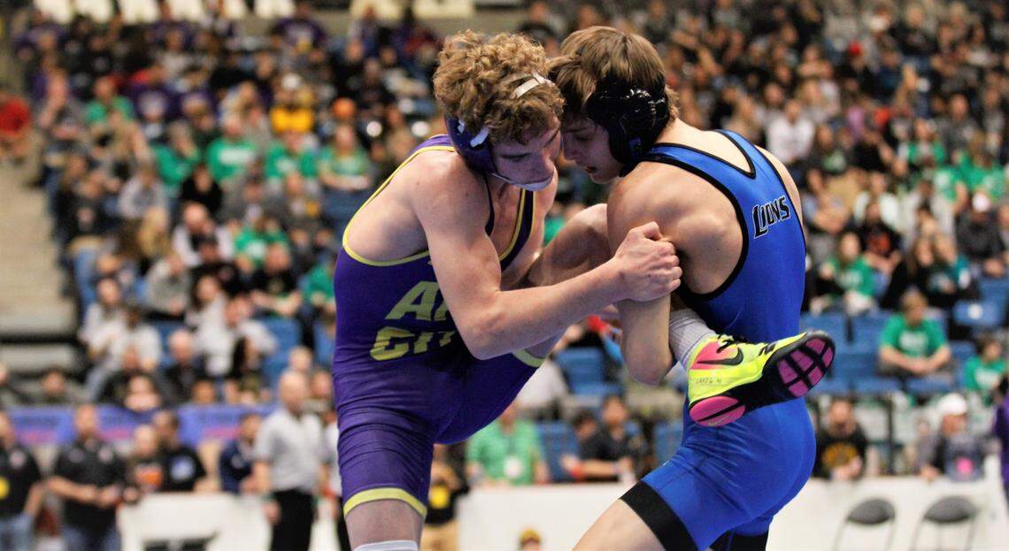 Arkansas City’s Kael Pappan and Goddard’s Lucas Glover