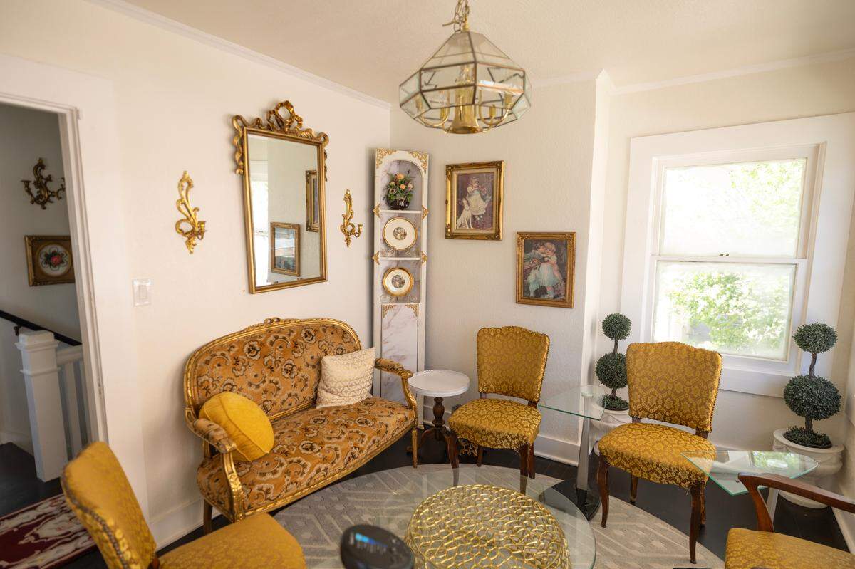 Mariama Beemer has opened The French Tearoom at 3210 Victor Place. The tearoom features a number of elegant rooms for private gatherings.