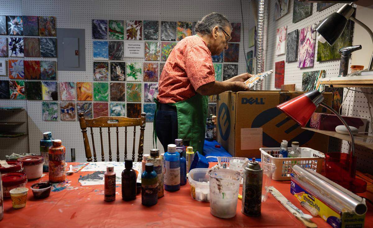 Balbir Mathur says he doesn’t quantify his impact by paintings produced, dollars raised or pairs of glasses donated. Instead, he measures by how many human connections he fosters along the way.