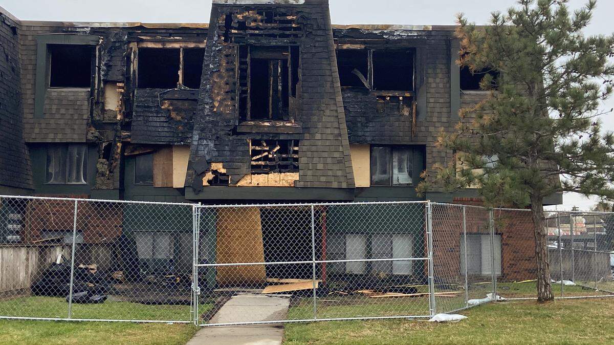 The Brookhollow apartment building where 22-year-old Paoly Bedeski was killed in a fire on Oct. 13, 2023. Bedeski’s family is calling for changes in Sedgwick County’s handling of emergency calls.
