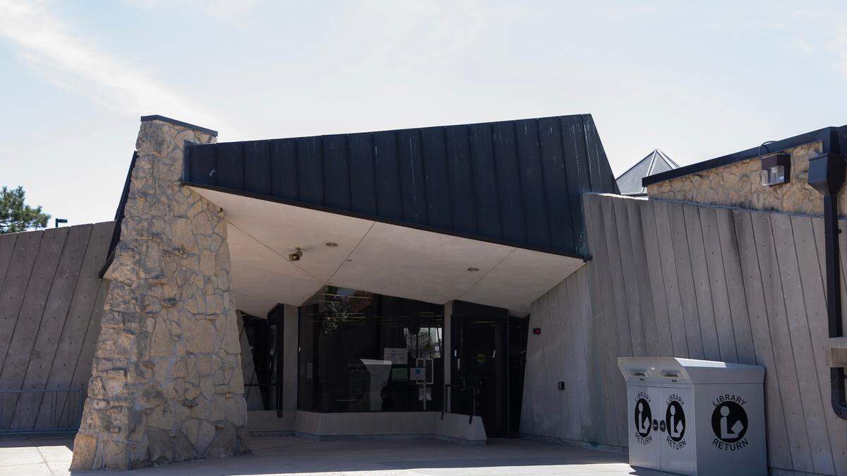The Wichita Public Library’s Westlink branch, located at 8515 Bekemeyer, will close May 6 and move to a temporary location at W. Central for a building remodel.