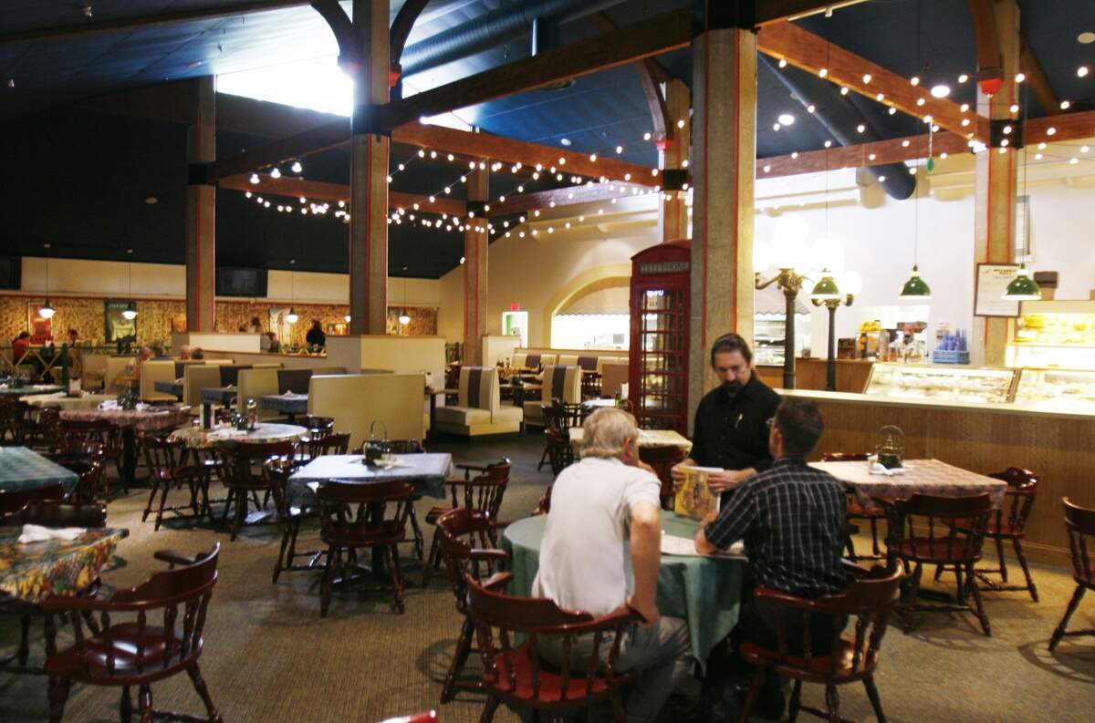 Piccadilly was one of Latour’s most popular restaurants and operated near Central and Rock until 2015.