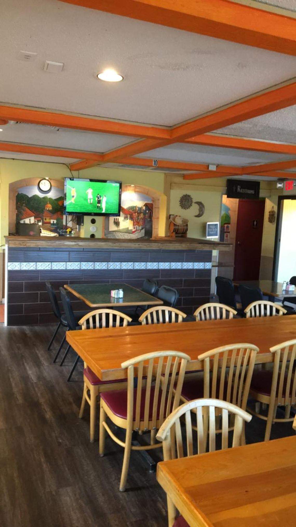 El Azteca is the new Mexican restaurant operating in the former Mi Casa space in Haysville.