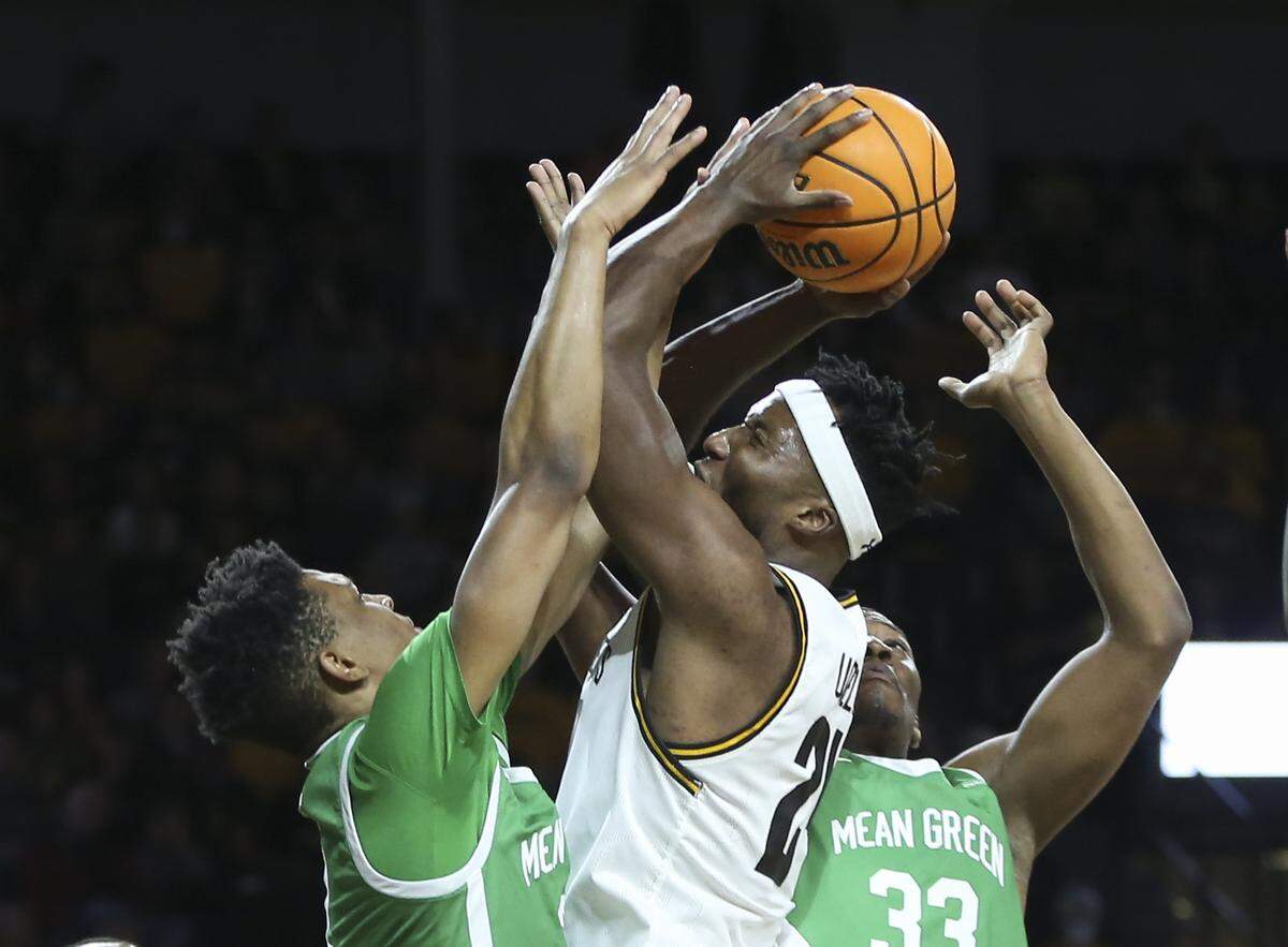Wichita StateÕs Morris Udeze tries to get a basket during the first half against North Texas on Saturday.