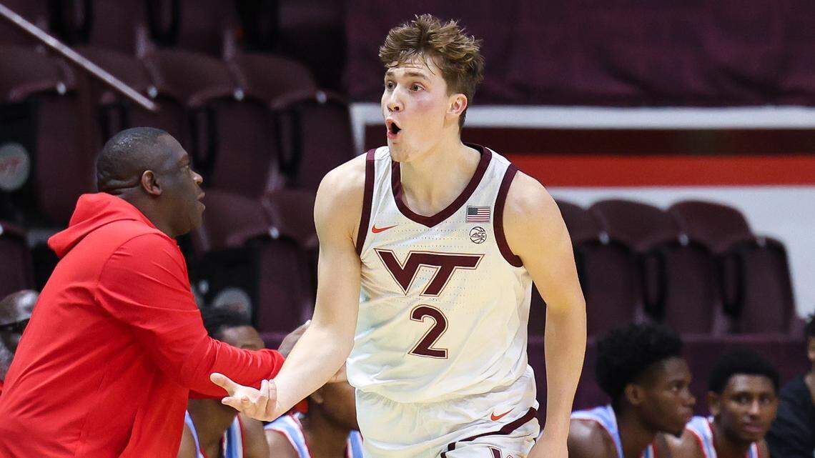 Kansas State Wildcats land incoming basketball transfer from Virginia Tech