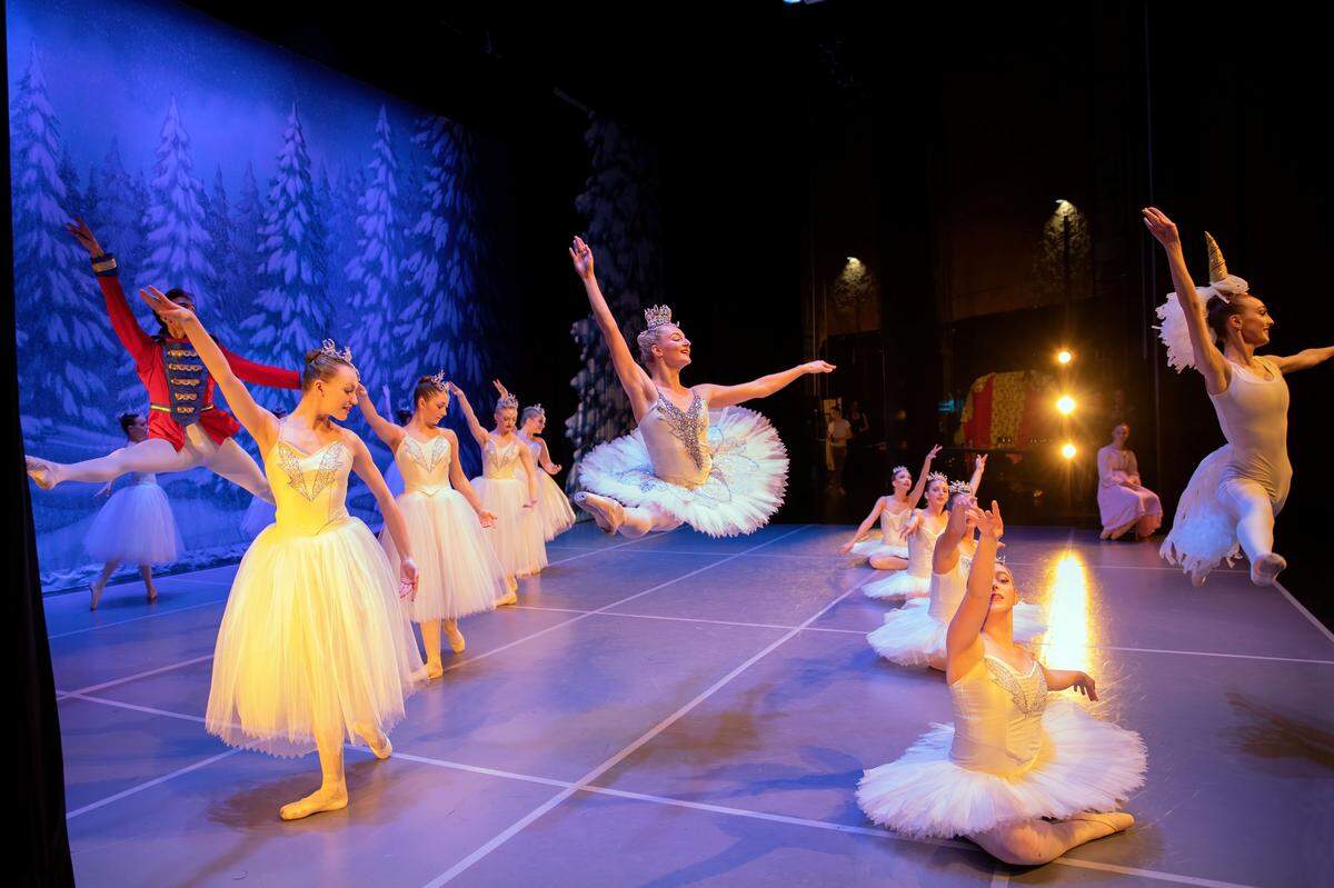 Metropolitan Ballet’s “Nutcracker” will be performed Dec. 6-7.