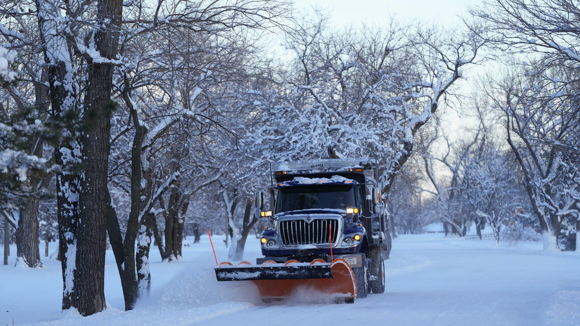 Is it safe to drive after Thursday’s snow? Here’s how to check Wichita road conditions