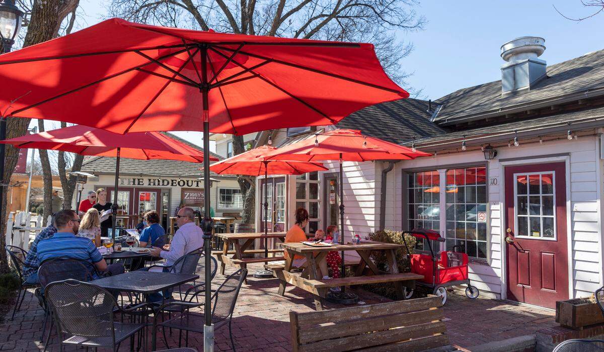 Ziggy’s Pizza in Clifton Square has expanded during its 10 years in business.