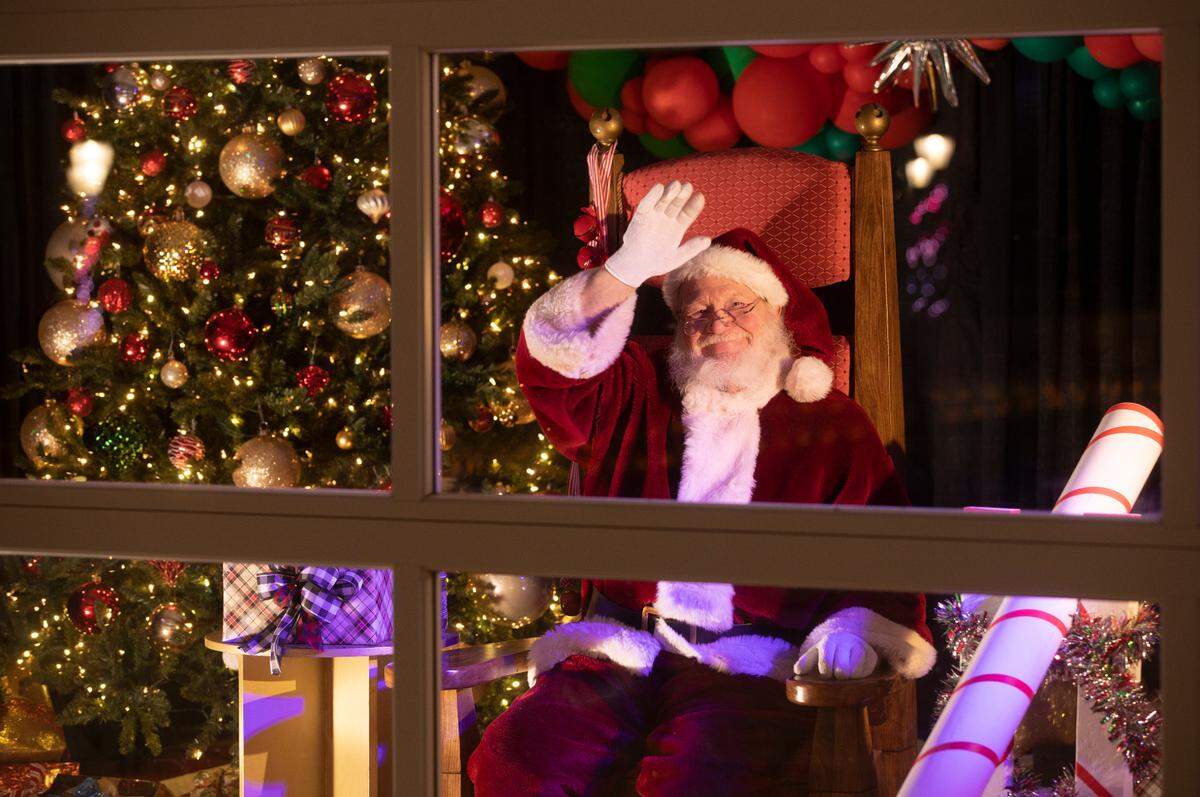 Santa at Botanica’s Illuminations in 2020. This year you can find him there and many other places around the city.