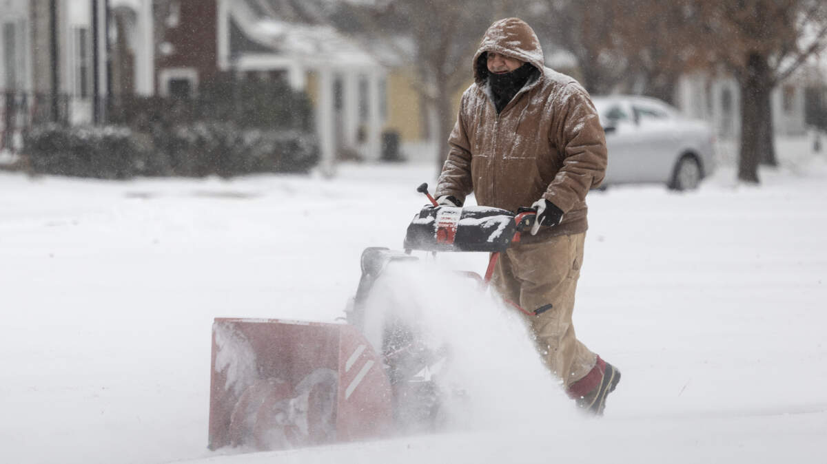 A winter storm moved through Wichita overnight Friday and continue to produce light snow on Saturday morning. Though the weather system didn’t produce as much now as predicted, more snow is expected to fall throughout the day.
