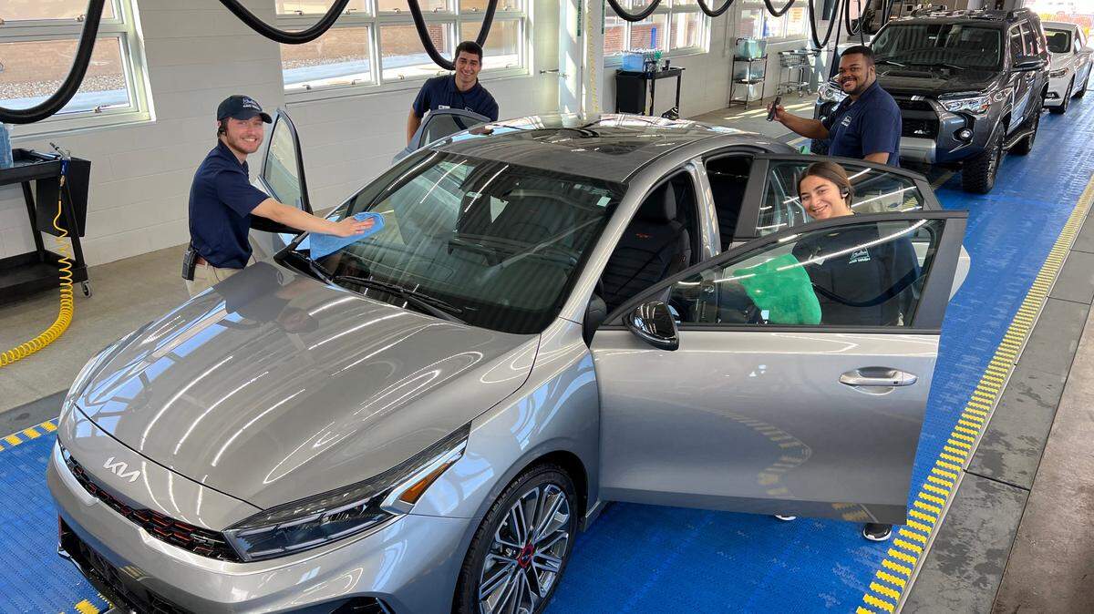 A new Charlie’s Car Wash is coming to Wichita, and it’s going to feature a dual tunnel for exterior car washing and interior cleaning.