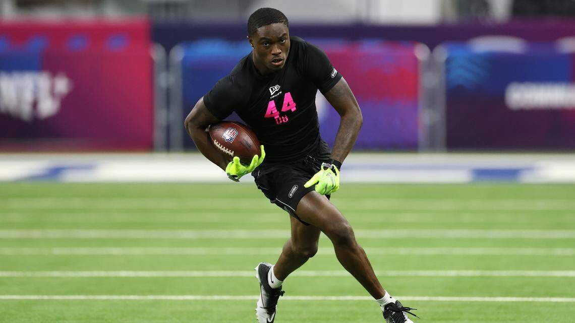 Kansas State football player VJ Payne selected in seventh round of NFL Draft