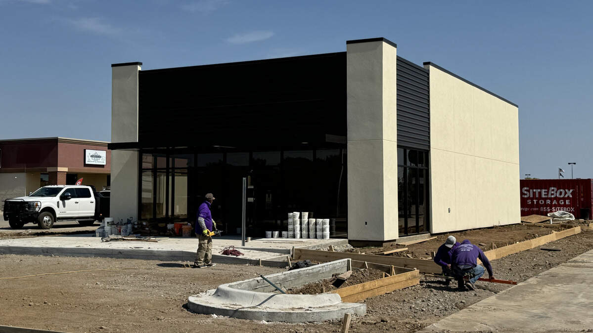 The Knolla’s at Central and Ridge will move to a new building at Kellogg and Tyler.