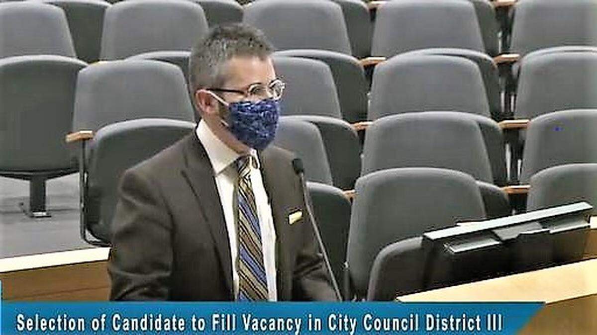 Former television reporter Jared Cerullo addresses the Wichita City Council, asking them to vote for him to replace James Clendenin. Cerullo got the most votes, three, but fell short of the four he’d need to win.