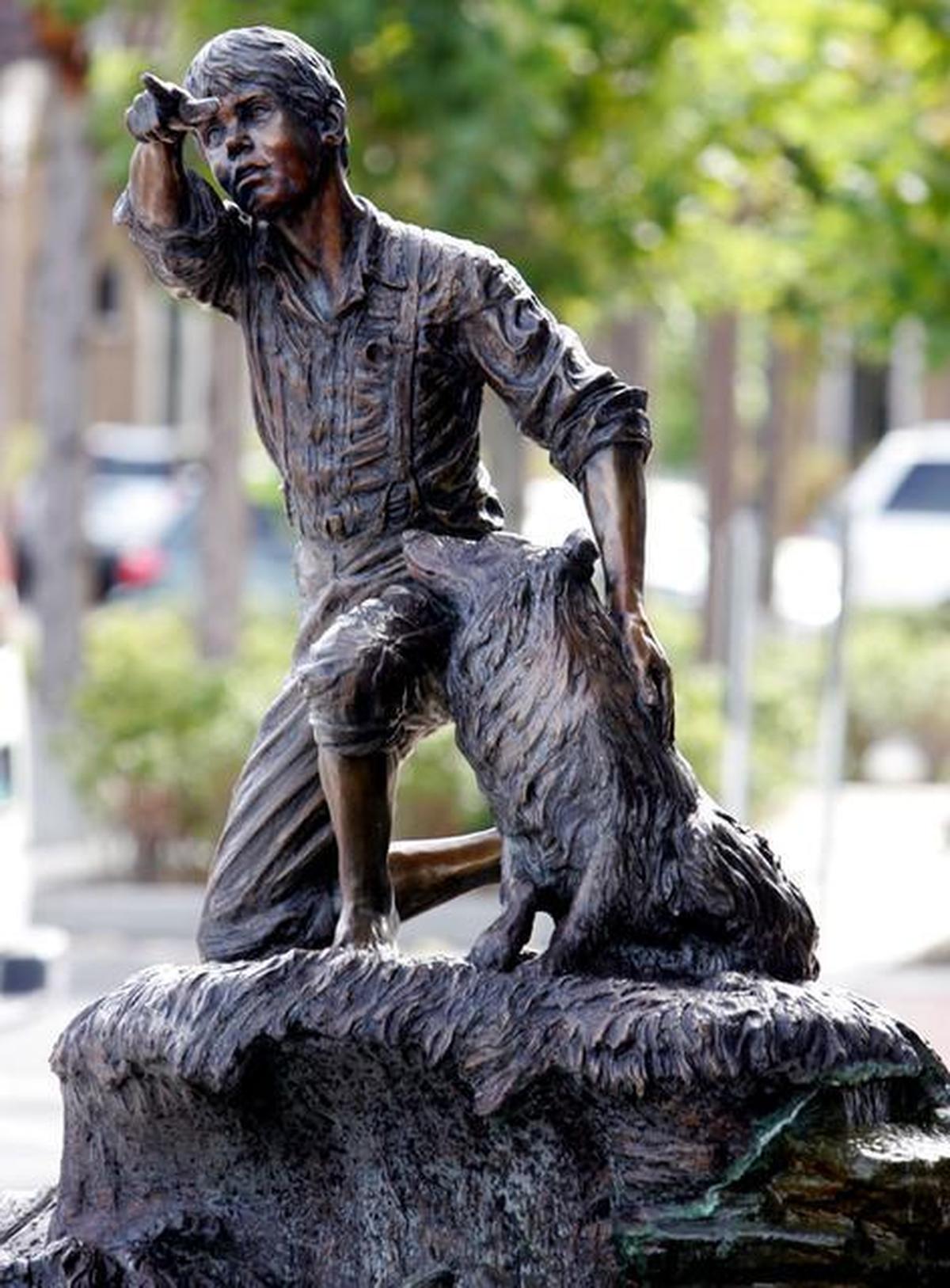 PHOTOQUIZ_ME_102105_RS_0056.IMG