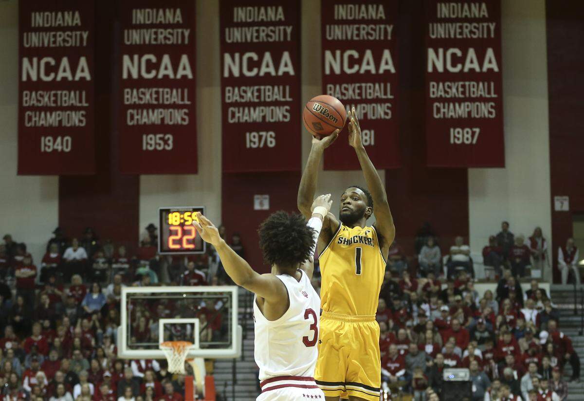 Markis McDuffie scored the most “crunch time” points for Wichita State last season. The graduated senior made 14 of 31 shots and 11 of 14 free throws for 44 points in the final five minutes of games with the score within five points.