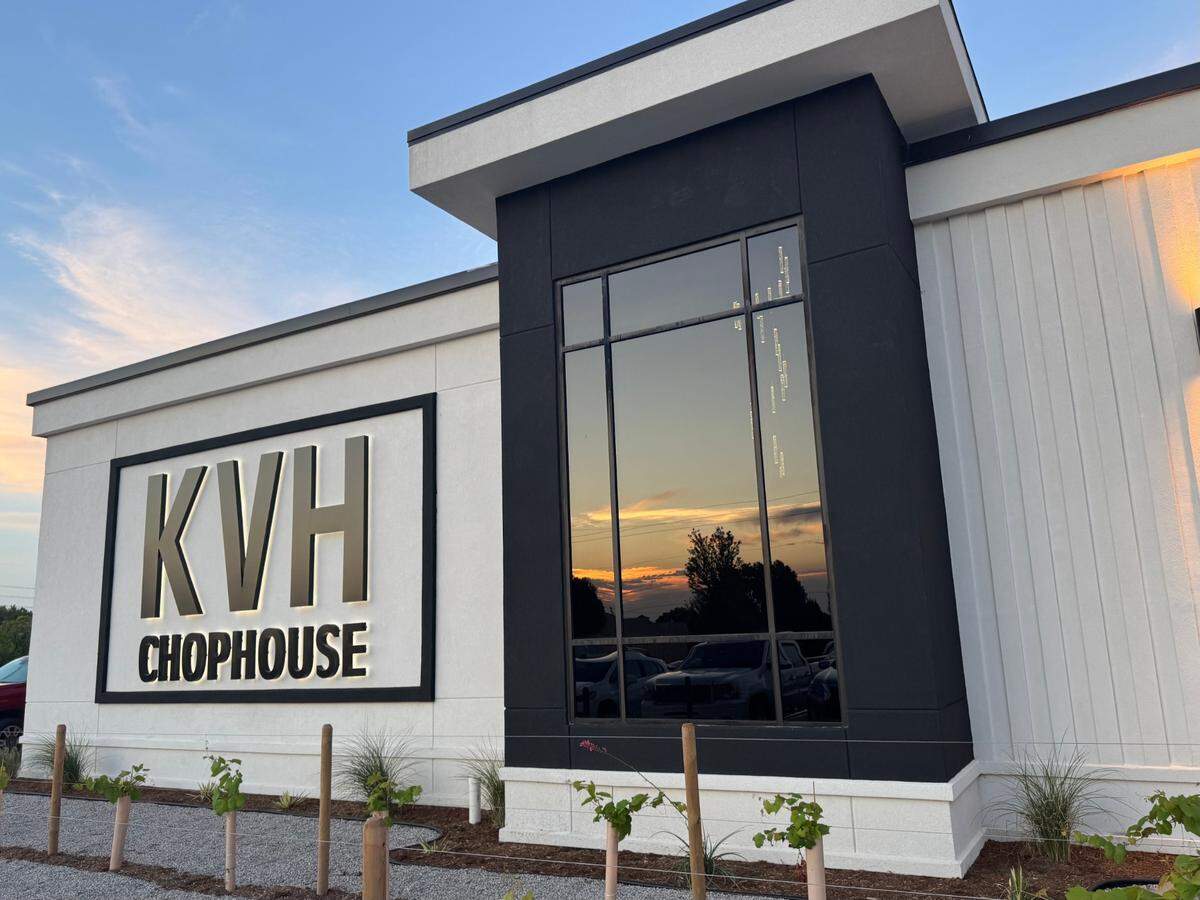 KVH Chophouse opens at 4 p.m. tonight at 2926 N. Tyler.&nbsp;
