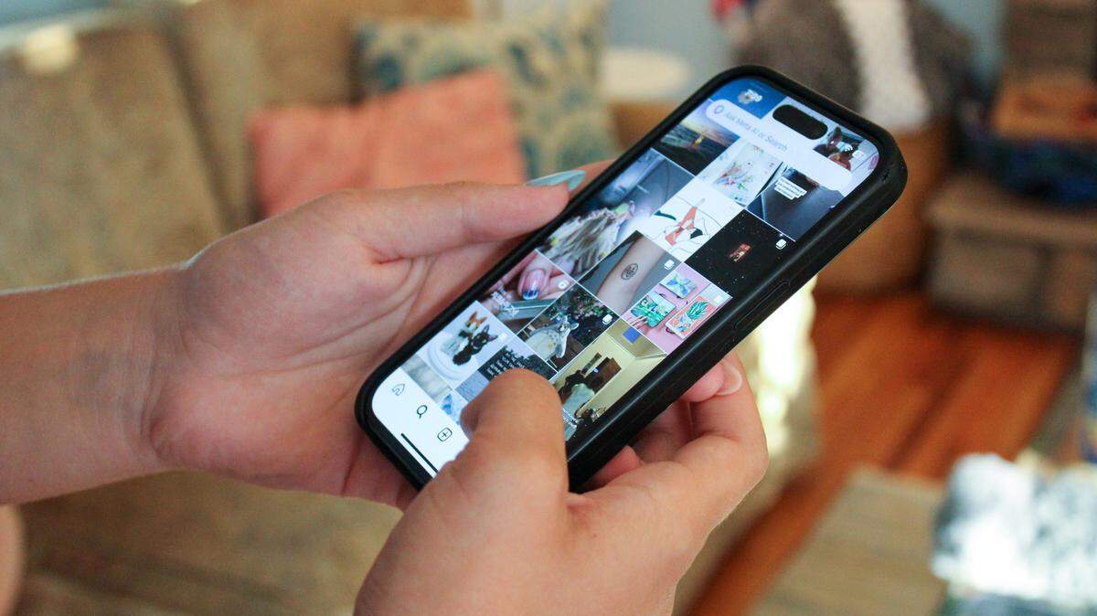 State school board members directed the Blue Ribbon Task Force on Student Screen Time to study and discuss issues related to electronic devices and the effect of social media on students’ mental health.