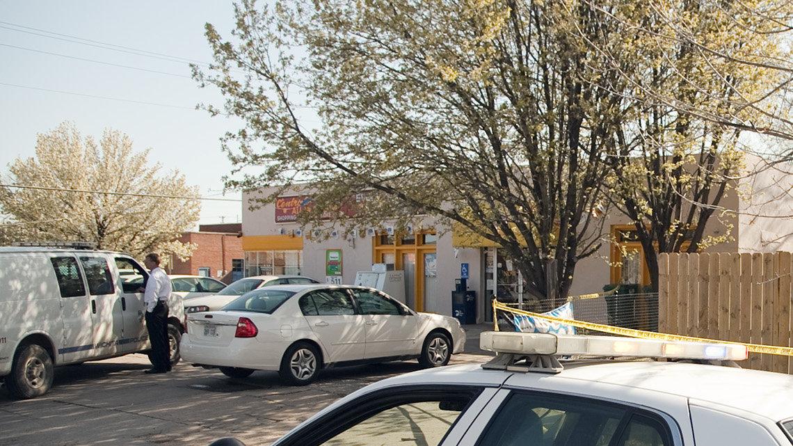 Wichita police Friday investigate the scene of a shooting that happened about 9:30 Thursday night in the 400 block of North Emporia. A 33-year-old man sustained multiple gunshots wounds, was taken to Via Christi Hospital on St. Francis, where he was pronounced dead at around 10 p.m. (April 19, 2013)