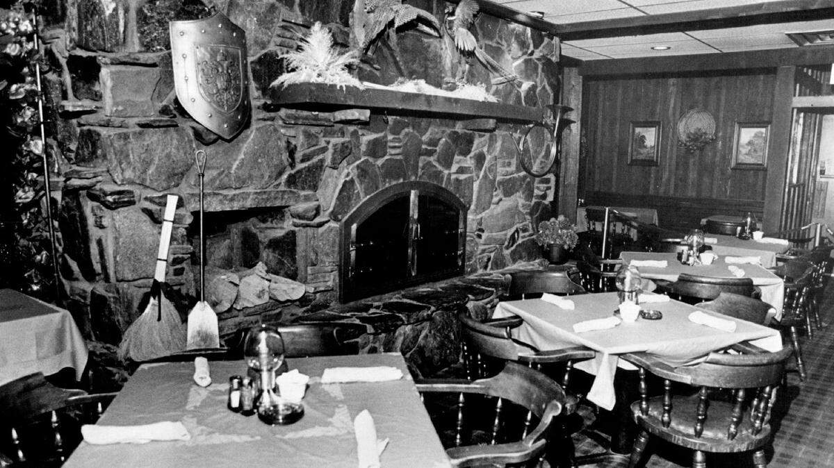 Pat O’Brien’s Steak & Pub operated at 5327 E. Kellogg from 1972 to 1980.