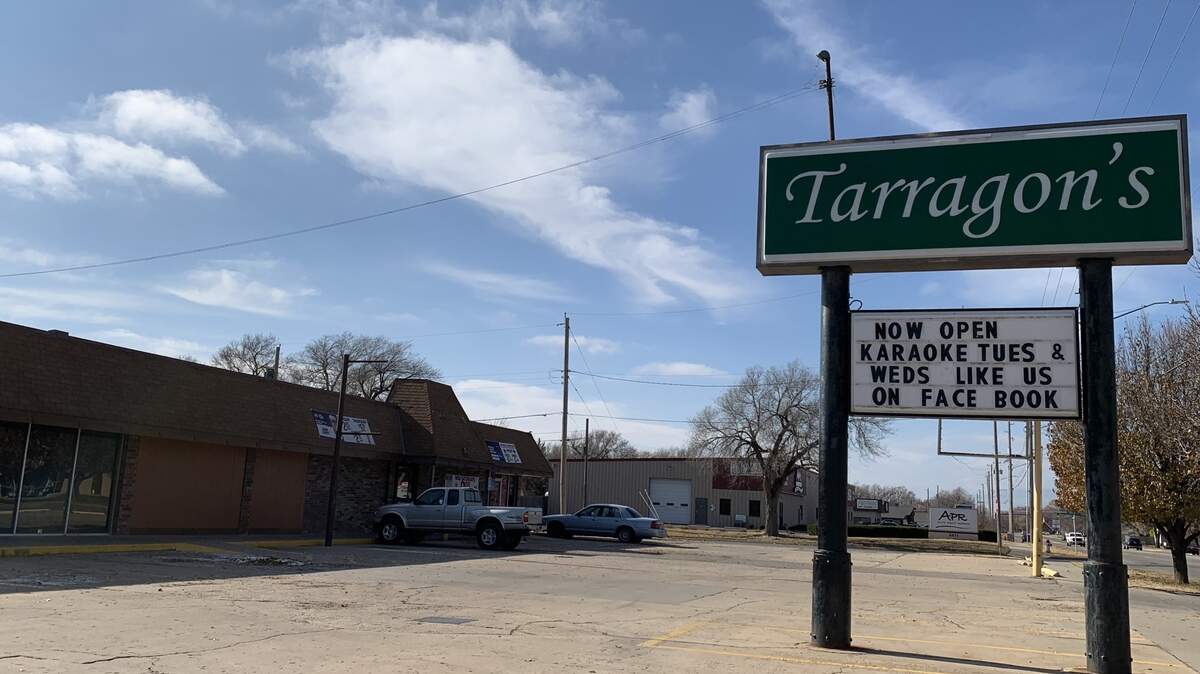 Tarragon’s is a new bar, grill and nightclub that welcomes the 18 and over crowd.
