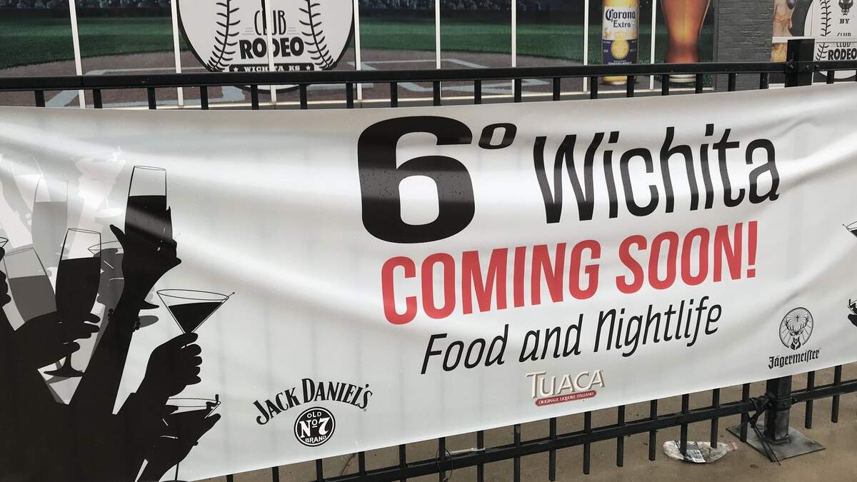 A new restaurant and nightclub called 6 Degrees will open this fall in Old Town.