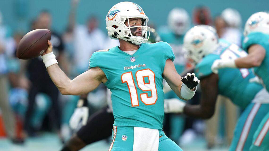Miami Dolphins quarterback Skylar Thompson (19) prepares to pass during the first half of an NFL football game against the New York Jets, Sunday, Jan. 8, 2023, in Miami Gardens, Fla. (AP Photo/Lynne Sladky)