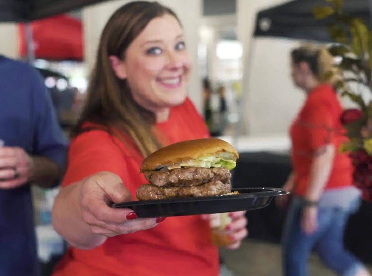 Burger Battle 2022, a fundraiser for KETCH, happens on Saturday.