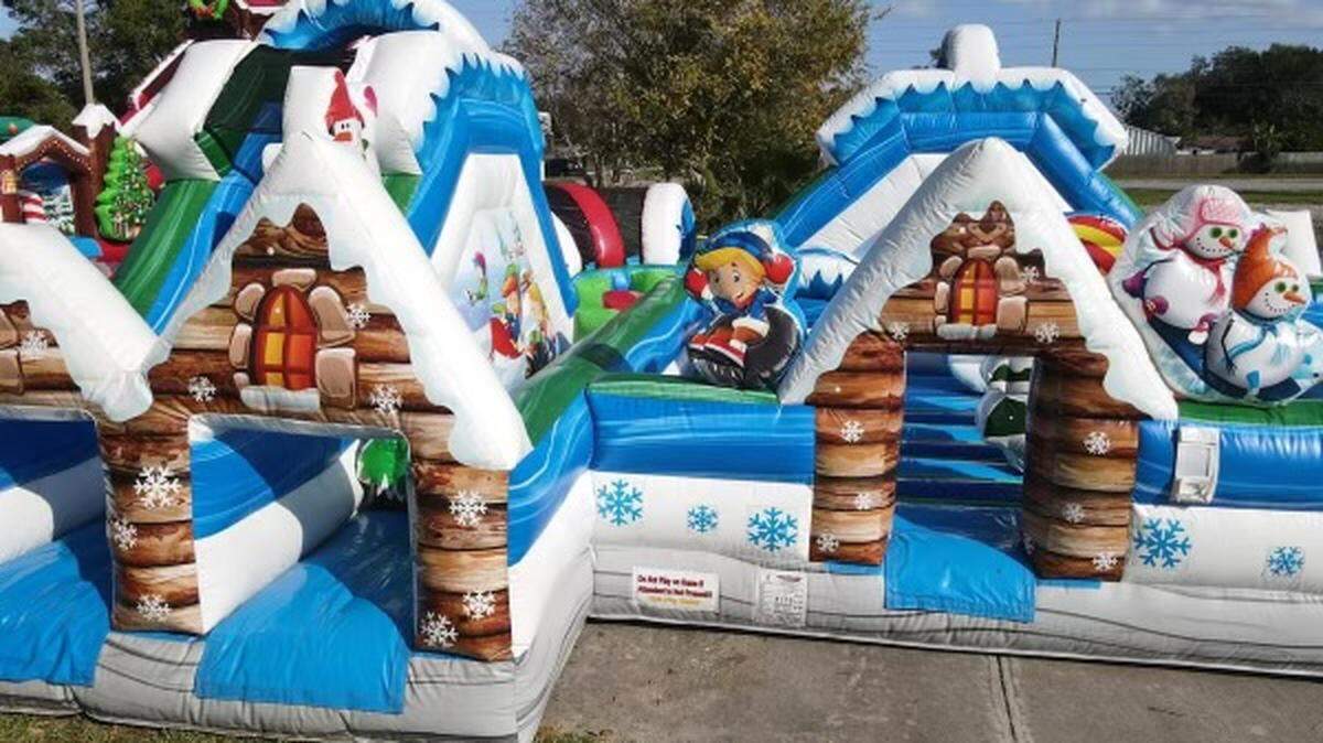 There won’t be golf at Mega Pines Mini Golf until this spring. Starting in November, though, there will be inflatables, including a winter wonderland with fake snow among other attractions.