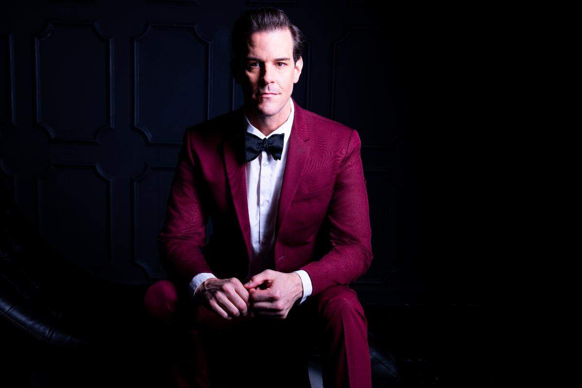 Broadway star Jeremy Stolle will headline a cabaret performance called “No More Talk of Darkness” May 13-18 at&nbsp;Capitol Federal Amphitheater in Andover as part of MTW’s 2021 season.