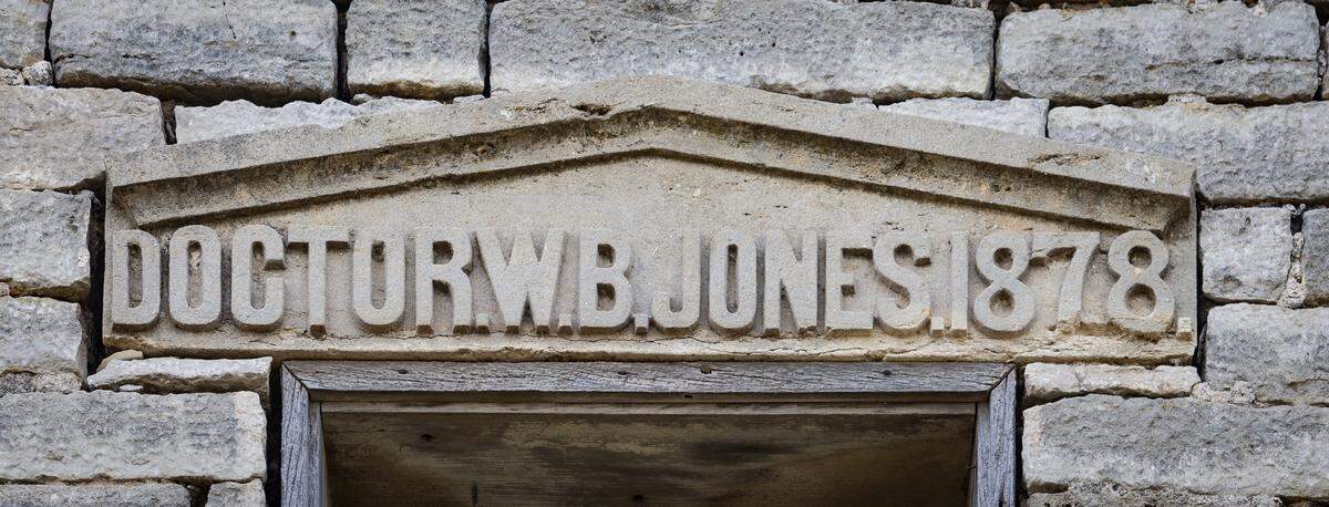 The W.B. Jones House in Marion County. June 16, 2012.