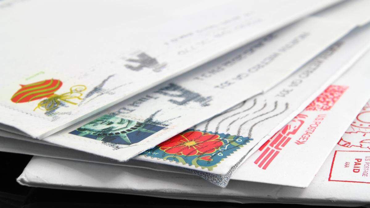 The Park City location of the U.S. Postal Service was set to close at the end of September, however, a new contract will keep the location up and running.
