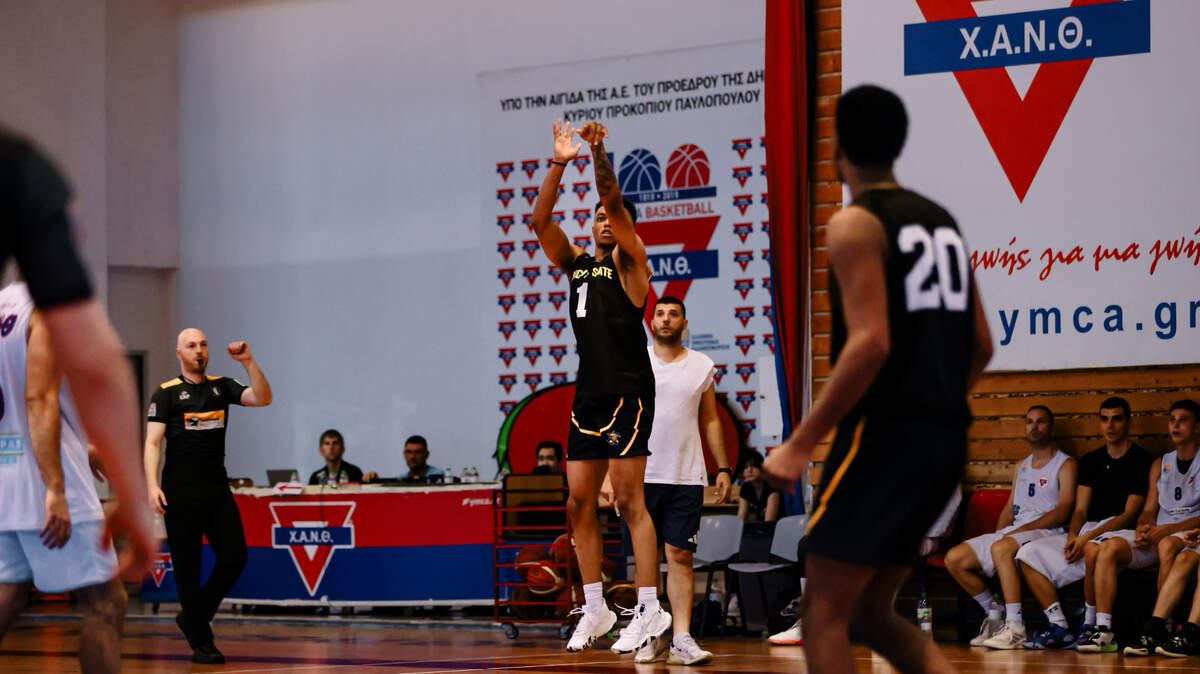 Wichita native Xavier Bell has impressed in his new role playing more point guard for Wichita State, scoring a team-high 17 points in the team’s exhibition win in Greece on Friday.