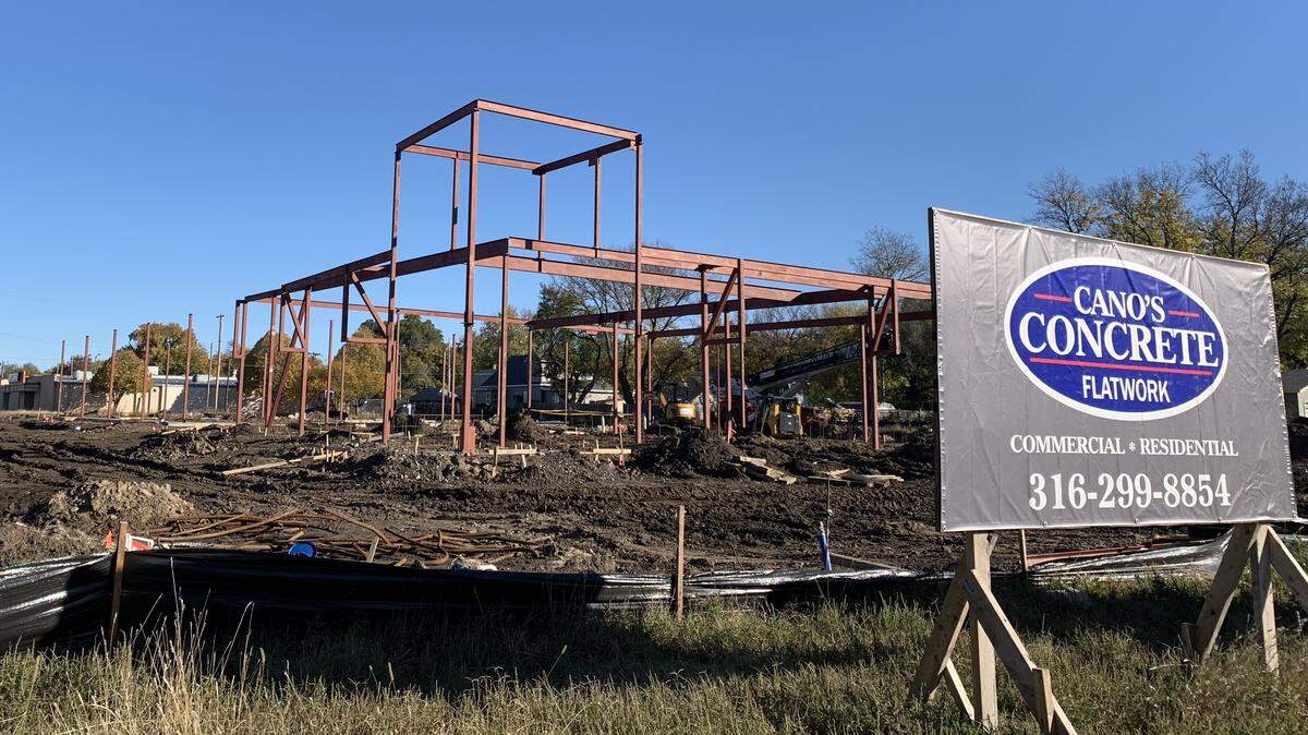 There’s suddenly a building going up at the corner of Seneca and University, just north of Kellogg.