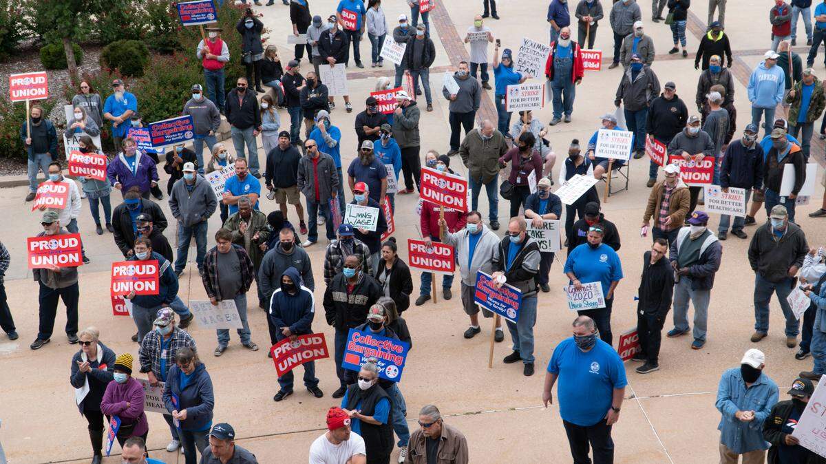 IAM Local Lodge 774 members held a “Solidarity Rally” on Kennedy Plaza at Century II as a show of support for the union’s negotiation committee who has been in contract negotiations with Textron Aviation since, August 17, 2020.(September 10, 2020)